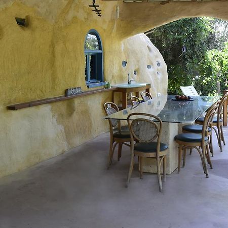 Dutch Farm Israel Bed and Breakfast Sede Zevi Eksteriør billede
